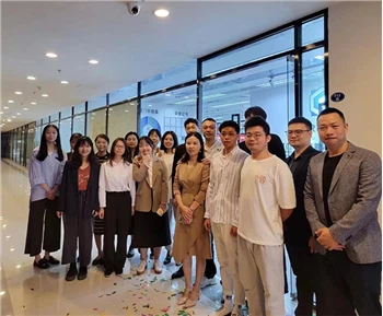 قم ببناء رحلة جديدة للأحلام - احتفل بحرارة بالانتقال الناجح لـ Grengy!