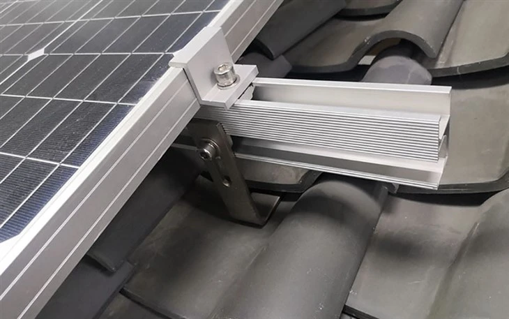 Anodized Aluminum Guide Rail factory