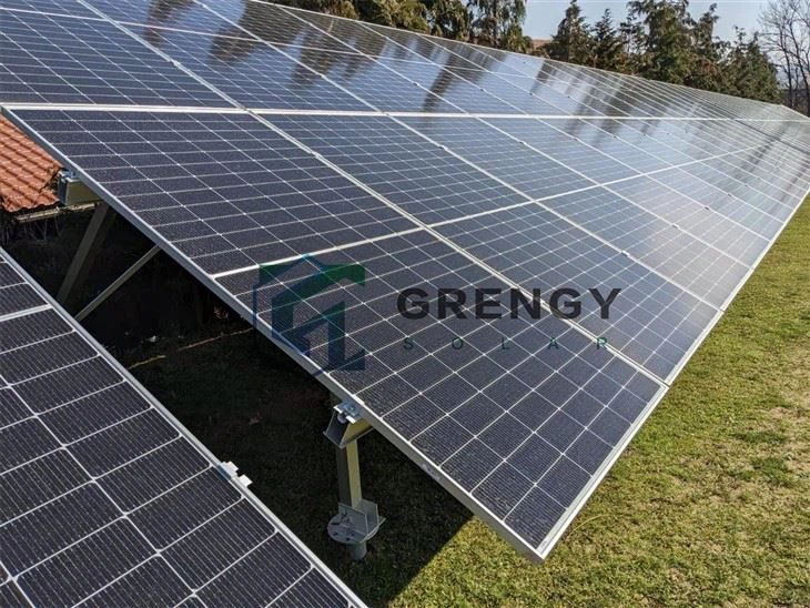 Ground-Mounted Solar Perfection: Lightweight, Strong, & Code-Compliant