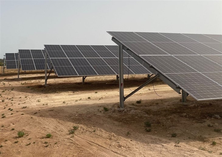 Piles Foundation Solar Racking For Commercial Projects suppliers